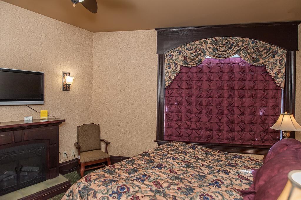King Room - Non-Smoking